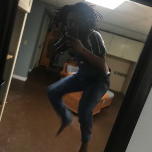 Meet your Posher, Deion